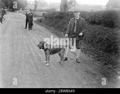 Dog detectives . Man hunting trials at Savernake . Mr Theo Crowder and his famous bloodhound  Sancho  . 26 September 1922 Stock Photo