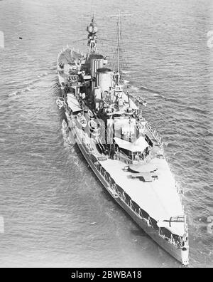 HMS Repulse  for the Prince ' s African tour . When HRH the Prince of Wales makes his official visit to South Africa he will travel in  HMS Repulse  .  HMS Repulse  . 25 November 1924 Stock Photo