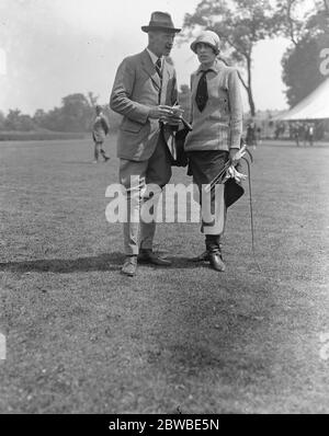 Polo Pony and Horse show at Ranelagh General Vaughan and Mrs Tilney 1925 Stock Photo