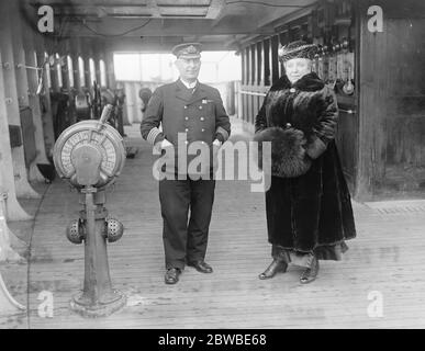The SS Imperator arrives at Southampton Captain C A Smith and Mrs Smith 23 December 1919 Stock Photo