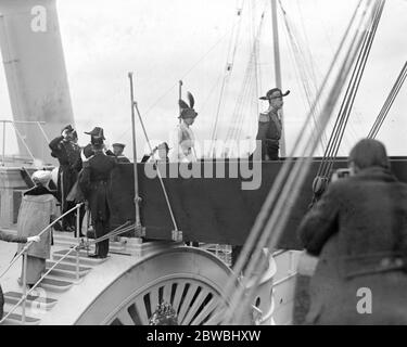 King and Queen of Denmark at Port Victoria . King Christian and Queen Alexandrine Landing . Stock Photo