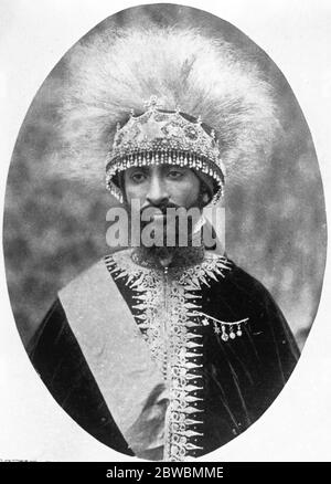 The Striking Headdress of the Regent of Abyssinia . Ras Tafari , the Regent of Abyssinia , who just described his stay in London as the most wonderful experiance of his life 28 July 1924 Stock Photo