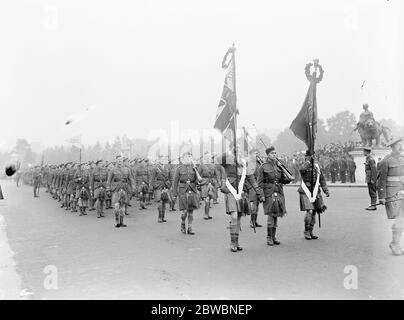 County of Lonodn troops march through London Saturday 5 July 1919 Stock Photo