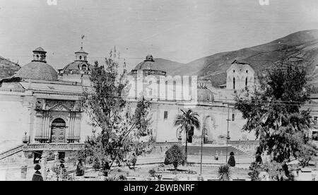 Public Buildings Seriously Damaged By Earthquake A serious earthquake is reported from Quito the capital of Ecudor resulting in considerable damage to property . The milatary academy 19 March 1923 Stock Photo