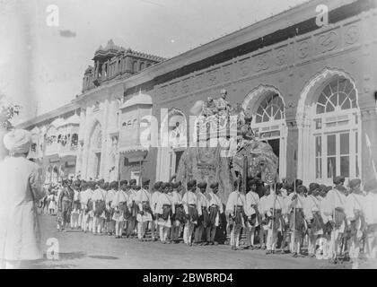 Coronation of Sir Hari Singh as the Maharajah of Kashmir . 29 March 1926 Stock Photo