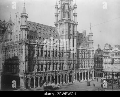 Scene of Royal wedding reception . The Hotel de Ville and Grand Palace , Brussels , which will be the scene of the reception and fete to be held in honour of the wedding of Princess Astrid and the Belgium Crown Prince . 6 November 1926 Stock Photo