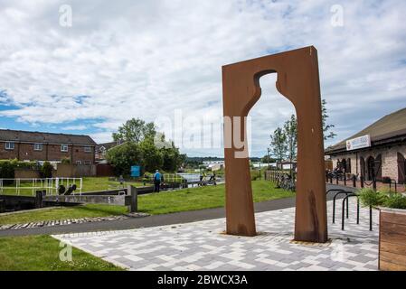 Vinegar Bottle Sculpture, at Lock 5 on the Forth & Clyde Canal, Falkirk, Scotland Stock Photo