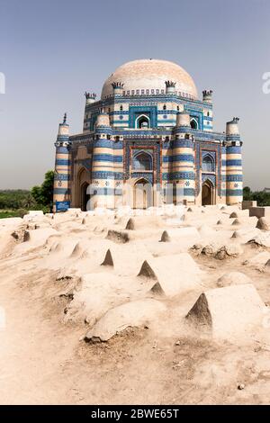 Tomb of Bibi Jawindi at necropolis of Uch, Uch Sharif, Bahawalpur district, Punjab Province, Pakistan, South Asia, Asia Stock Photo