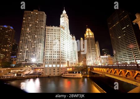 Cityscape of buildings around the Chicago River, Chicago, Illinois, United States Stock Photo