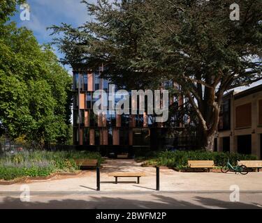 Exterior view. Beecroft Building, Oxford, United Kingdom. Architect: Hawkins Brown Architects LLP, 2018. Stock Photo