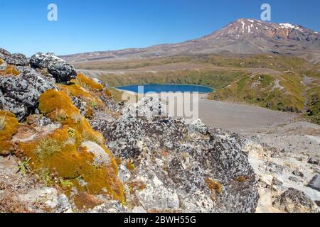 Lower Tama Lake and Mt Ruapehu Stock Photo