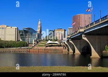 Hartford skyline & Connecticut River, Connecticut, USA Stock Photo