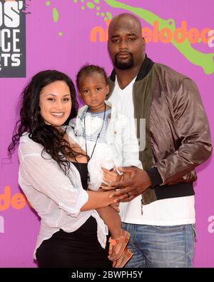 July 13, 2017, Westwood, California, USA: (L-R) Lauren Jones, Laila Jones and Datone Jones attends 2017 Nickelodeon Kids' Choice Sports Awards at Pauley Pavilion in Los Angeles, California on July 13, 2017. (Credit Image: © Billy Bennight/ZUMA Wire) Stock Photo