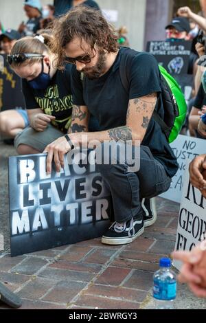 Burlington, Iowa, USA. 2nd June, 2020. Several hundred protesters held a peaceful march for police brutality victim George Floyd in Burlington, Iowa, USA. Local activists, politicians; pastors, and the police chief spoke at the rally. Credit: Keith Turrill/Alamy Live News Stock Photo