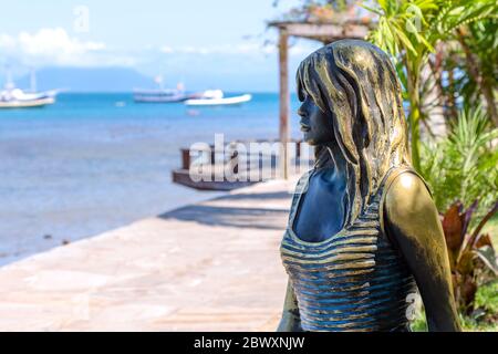 The statue of Brigitte Bardot placed the Buzios coastal promenade called Orla Bardot. BUZIOS, STATE OF RIO DE JANEIRO, BRAZIL Stock Photo