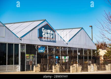The garden center of  Lowe's Home Improvement store during winter when inactive and deserted. Wichita, Kansas, USA. Stock Photo