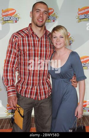 Mark Wilkerson, Melissa Joan Hart, Mason Wilkerson, Brady Wilkerson at ...