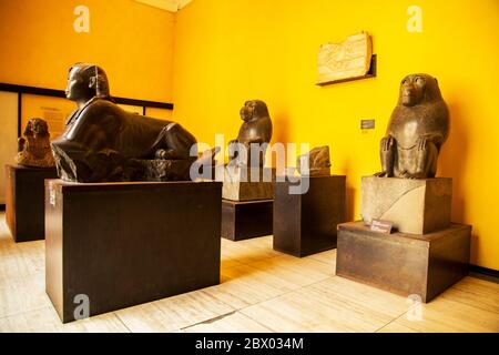 Sphinx Room Rome Rome Italy Egyptian sphinx statue overlooking Piazza del Popolo Stock ...