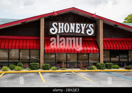 A logo sign outside of a Shoney's restaurant location in Charleston, West Virginia on May 29, 2020. Stock Photo