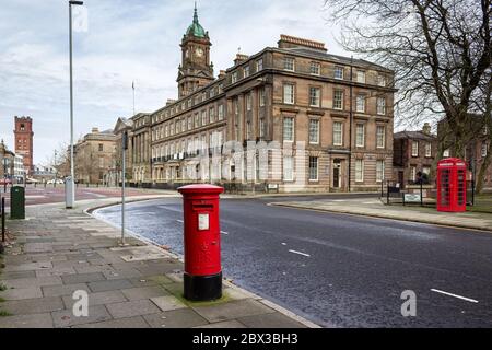 Postbox and buildings of Hamilton square, scene on Hamilton street, Birkenhead Stock Photo