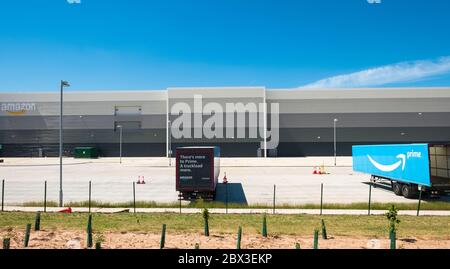 Two trailers outside a large regional distribution warehouse Stock Photo