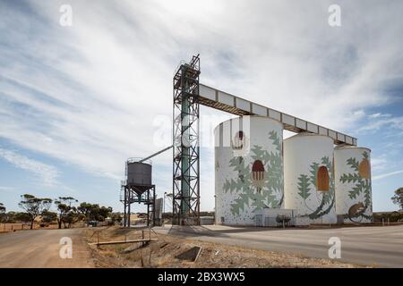 Ravensthorpe Western Australia Noveber 11th 2019 : View of the grain silos in the town of Ravensthorpe on the South Coast Highway, Western Australia Stock Photo