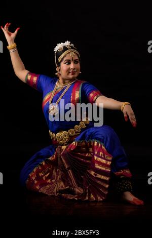 Shiva Tandava Dance | Bharatanatyam | Online Dance Fellowship - YouTube