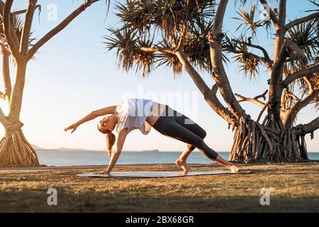 Yoga Images: Download Free Stock Photos of Yogis & Poses