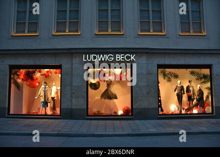 MUNICH, GERMANY - NOVEMBER 26, 2017 : Christmas display in Ludwig Beck department store on Marienplatz in Munich old town. Stock Photo