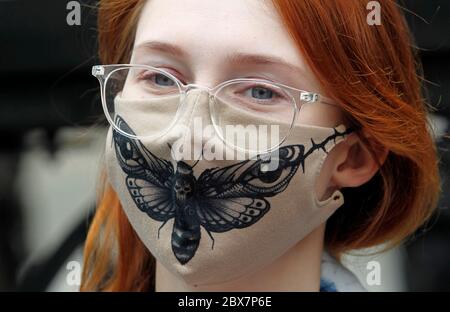 butterfly mask covid