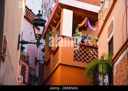the balcony of the alley of the kiss in guanajuato Stock Photo