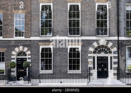 UK, London, Camden, Bloomsbury, Bedford Square. Facade of an Eighteenth Century Georgian house on Bedford square Stock Photo