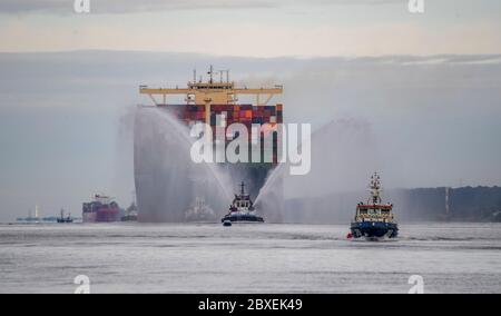 Hamburg, Germany. 07th June, 2020. The world's largest container ship 'HMM Algeciras' is entering the port of Hamburg on its maiden voyage. Credit: Axel Heimken/dpa/Alamy Live News Stock Photo