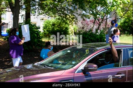 Odenton, Maryland, United State of America. 6th June, 2020. Hundreds ...