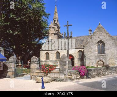 Église Saint-Jacques de Locquirec, Rue de l'Église, Locquirec, Finistère, Brittany, France Stock Photo