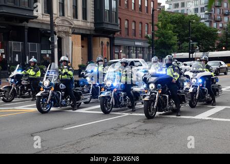 Boston, MA, USA. 7th June, 2020. Black Lives Matter supporters march through Boston on Sunday evening for a peaceful protest. June 7, 2020, Boston, Massachusetts. Credit: Katy Rogers/Media Punch/Alamy Live News Stock Photo