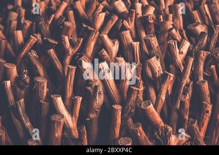 what exactly does black tie mean