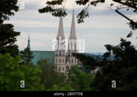 Blick auf die Peterskirche in Görlitz  vom Krematorium aus am 8.6.2020 Stock Photo