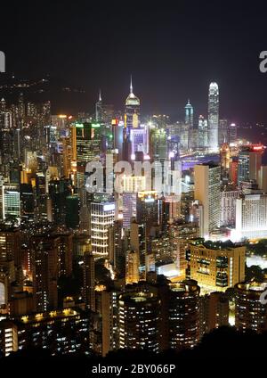 hong kong crowded building at night Stock Photo - Alamy