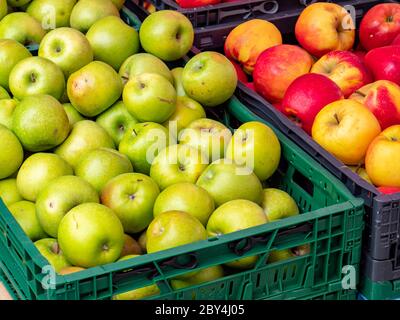 Apples organic fruit health food store on the market Stock Photo