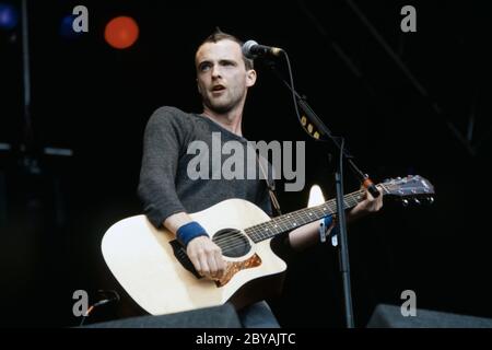 Travis performing at the Glastonbury Festival 1999. Worthy Farm ...