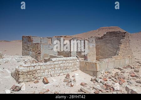 Closeup of an abandoned house with an old entrance door Stock Photo - Alamy