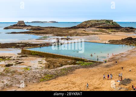 Swimming pool on the beach of Saint-Malo, France Stock Photo