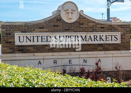 Lubbock, TX, USA - April 28, 2019: A United Supermarket Arena Stock Photo