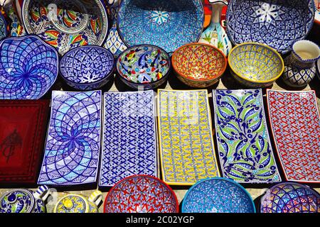 Traditional clay goods in shop in the medina of Tunis Stock Photo