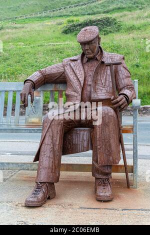 Freddie Gilroy and the Belsen Stragglers Statue Scarborough Stock Photo