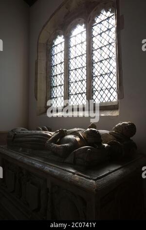 Monument of Thomas Fermor (died 1580) and his wife, Brigitta, inside St. James the Apostle parish church, Somerton, Oxfordshire, England, United Kingd Stock Photo