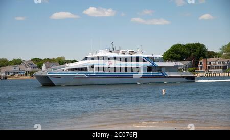 The Hy Line ferry 'Grey Lady' leaves Hyannis Harbor on it's way to Marth's Vineyard, Massachusetts Stock Photo