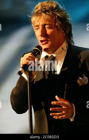 Rod Stewart at The San Remo Festival 5th March 2003 Stock Photo