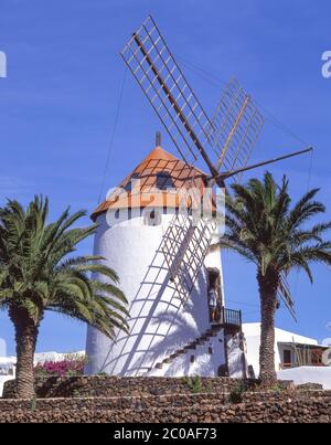 Windmill at Museo Agrícola El Patio (Agricultural Museum), Tiagua, Teguise, Lanzarote, Canary Islands, Spain Stock Photo